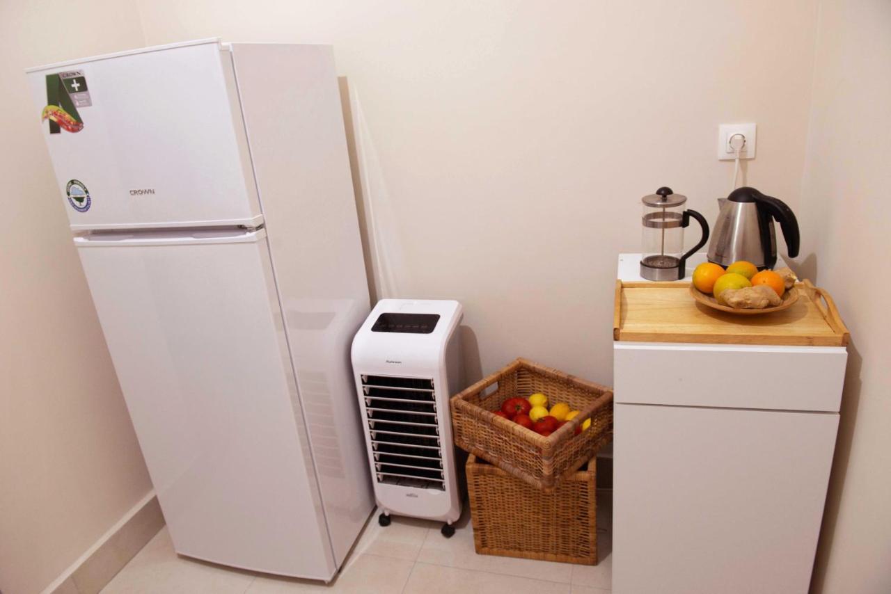 Filopappou Decent Apartment เอเธนส์ ภายนอก รูปภาพ