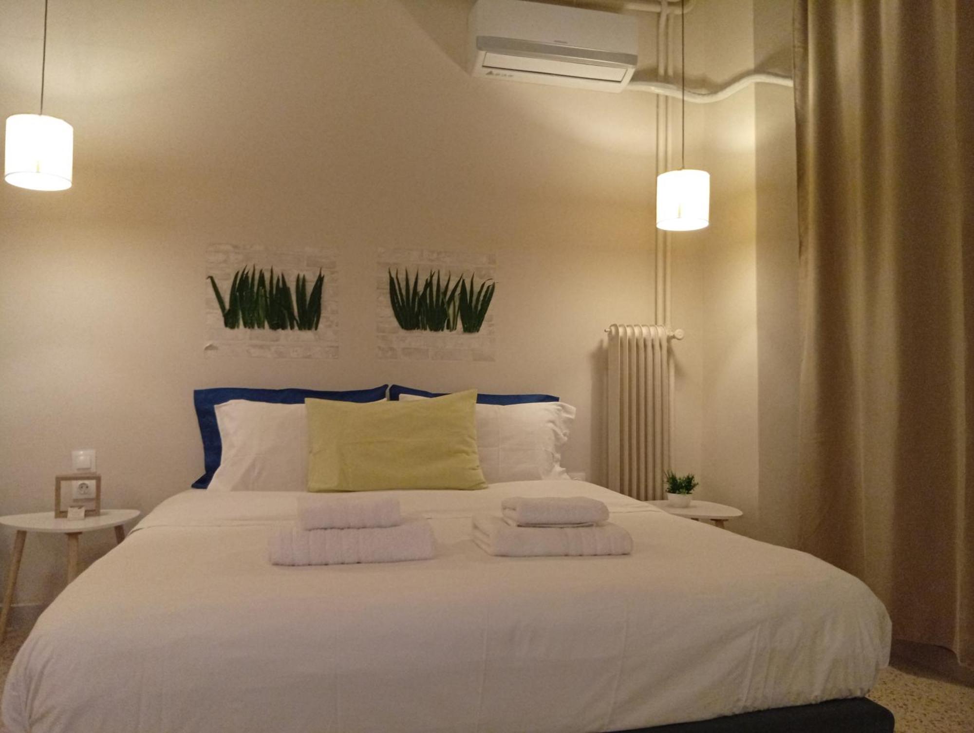 Filopappou Decent Apartment เอเธนส์ ภายนอก รูปภาพ
