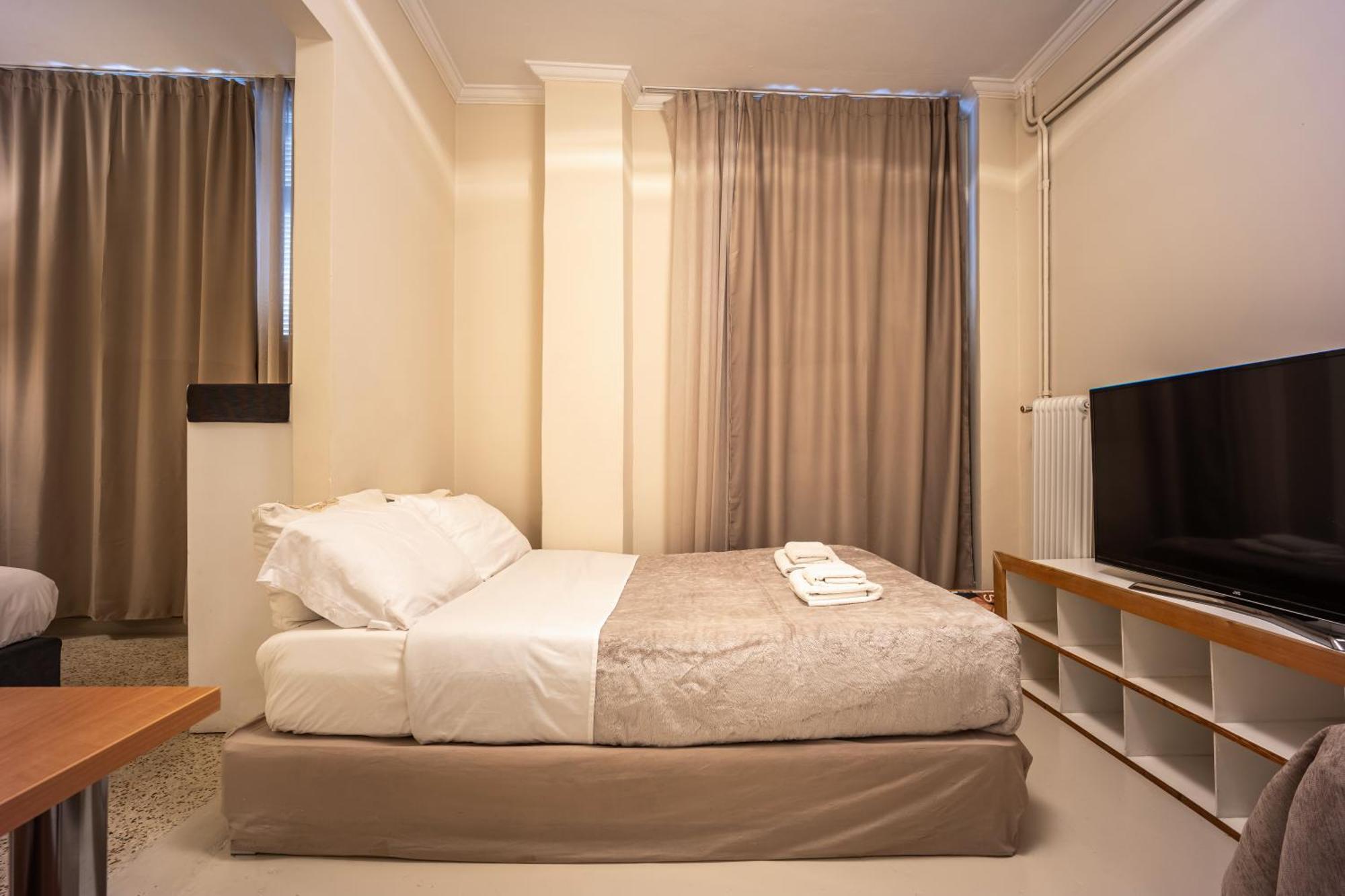 Filopappou Decent Apartment เอเธนส์ ภายนอก รูปภาพ