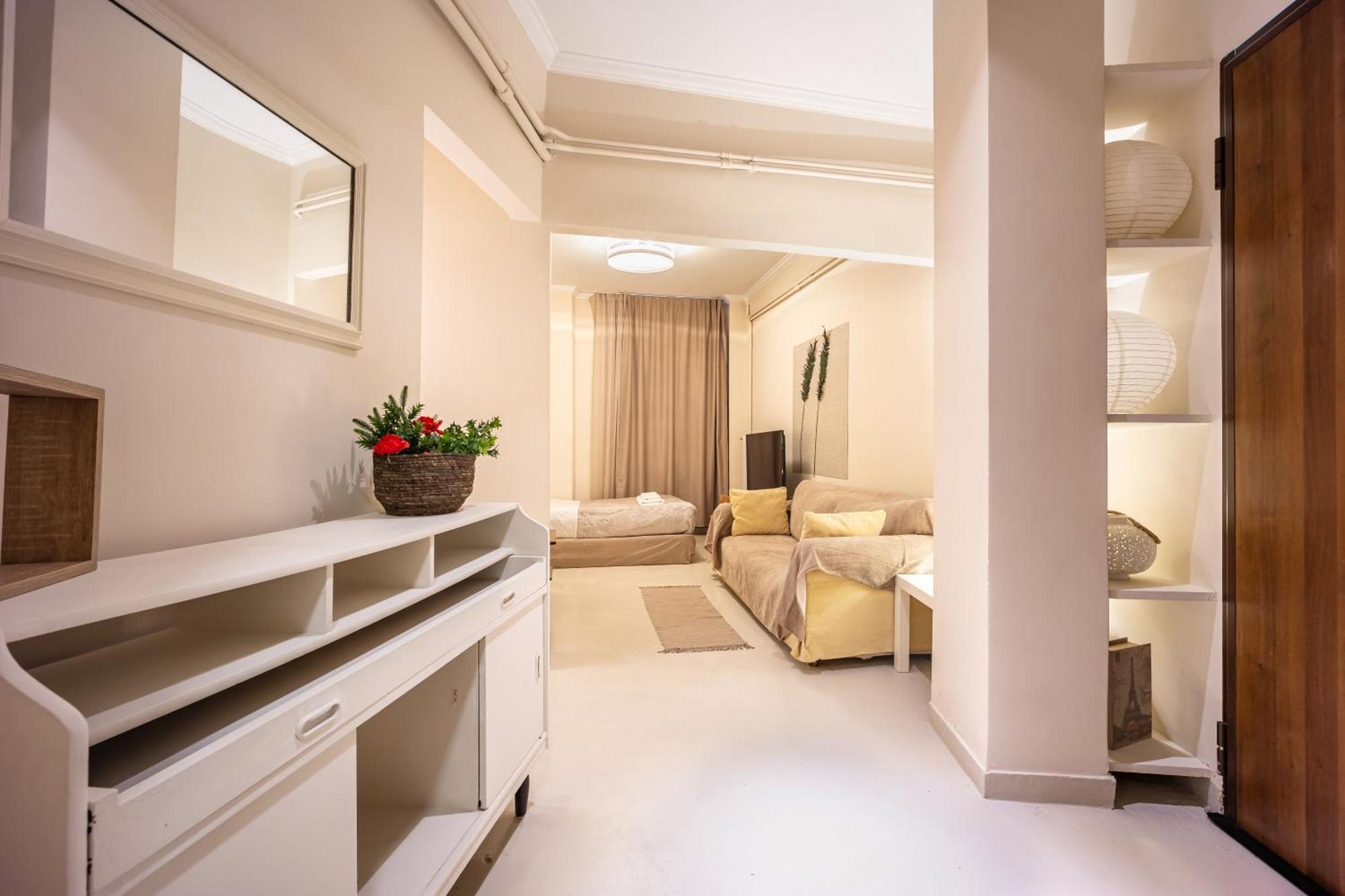 Filopappou Decent Apartment เอเธนส์ ภายนอก รูปภาพ