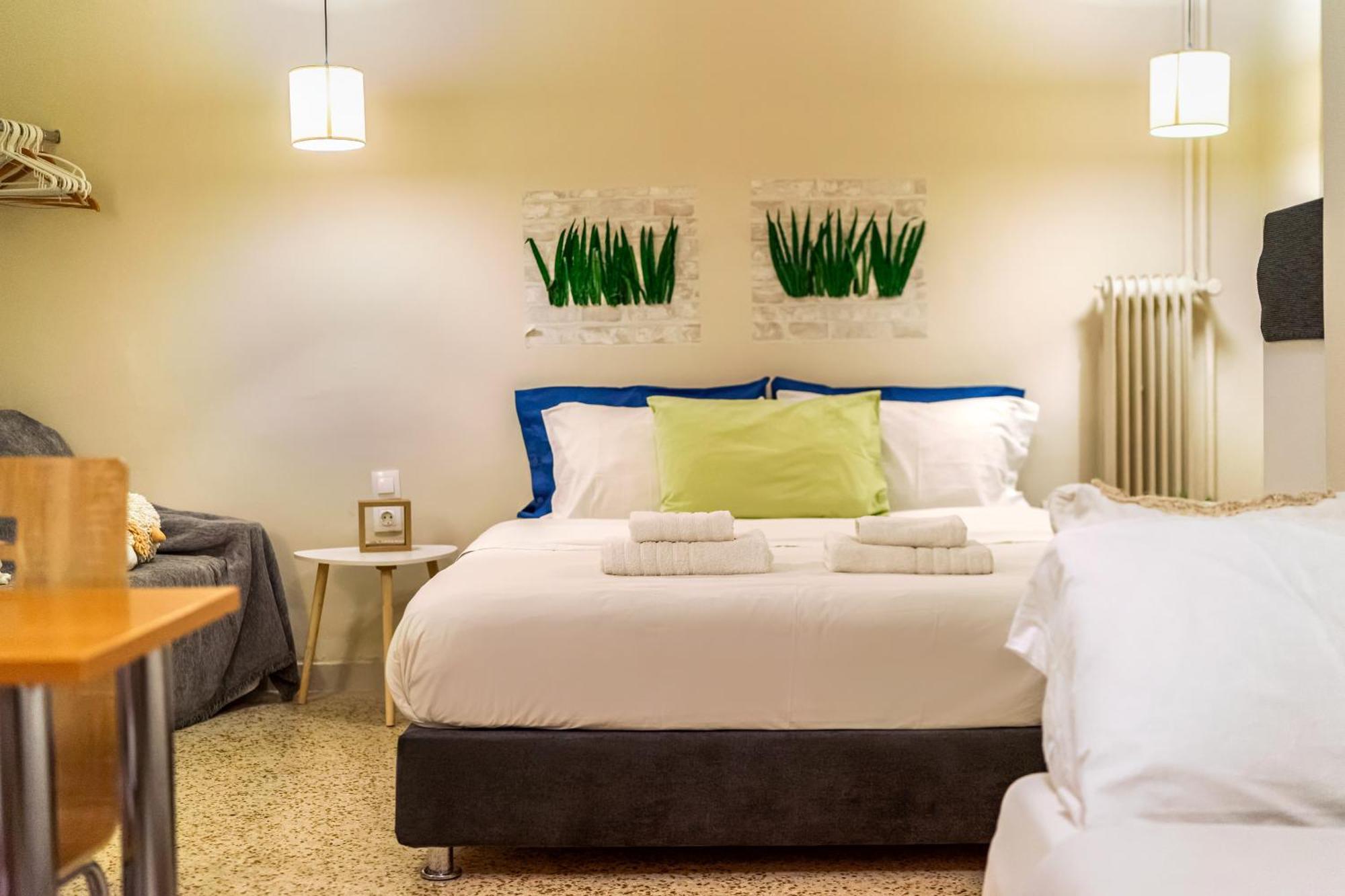 Filopappou Decent Apartment เอเธนส์ ภายนอก รูปภาพ